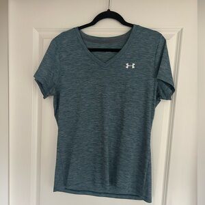 Under Armour Women's UA Tech Twist V-Neck Short-sleeve T-shirt